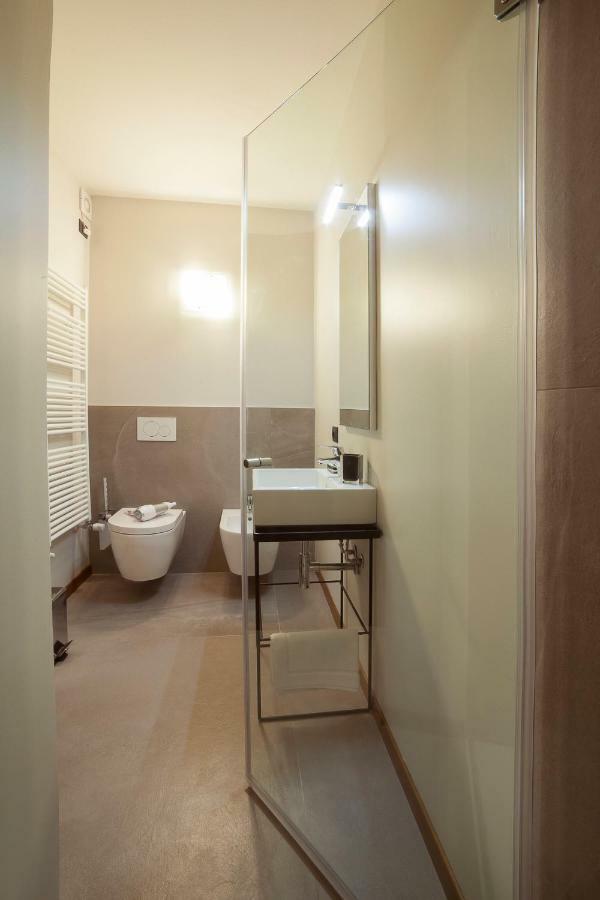 Parco Dell'Adige Rooms Верона Экстерьер фото